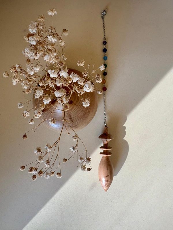 Pendule égyptienne de Thot en bois de genévrier cade