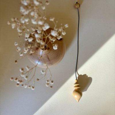 Pendule Lotus en Buis