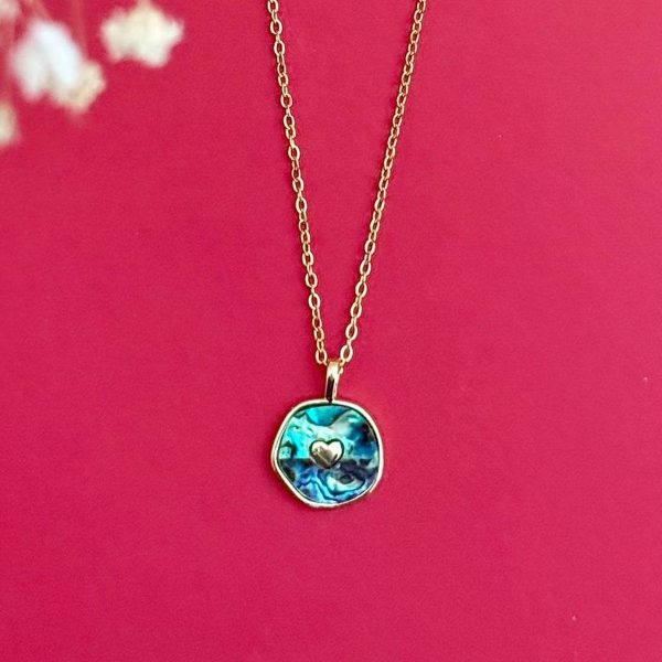 Collier coeur avec coquille d'ormeau