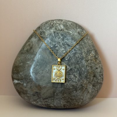 Collier avec pendentif en nacre et motif oeil turc