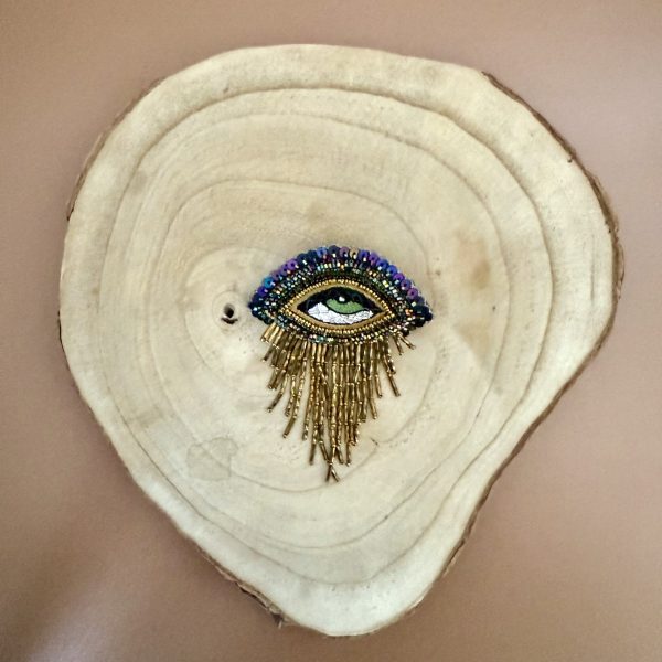 Broche oeil bleu