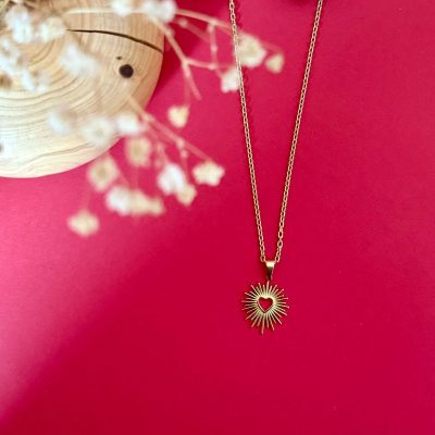 Collier pendentif en forme de coeur
