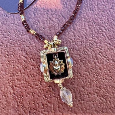 Sautoir sanctuaire coeur | Arkéologie