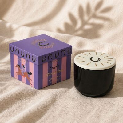 Bougie parfumée Lucky Horseshoe Paddywax – Tabac & Pin